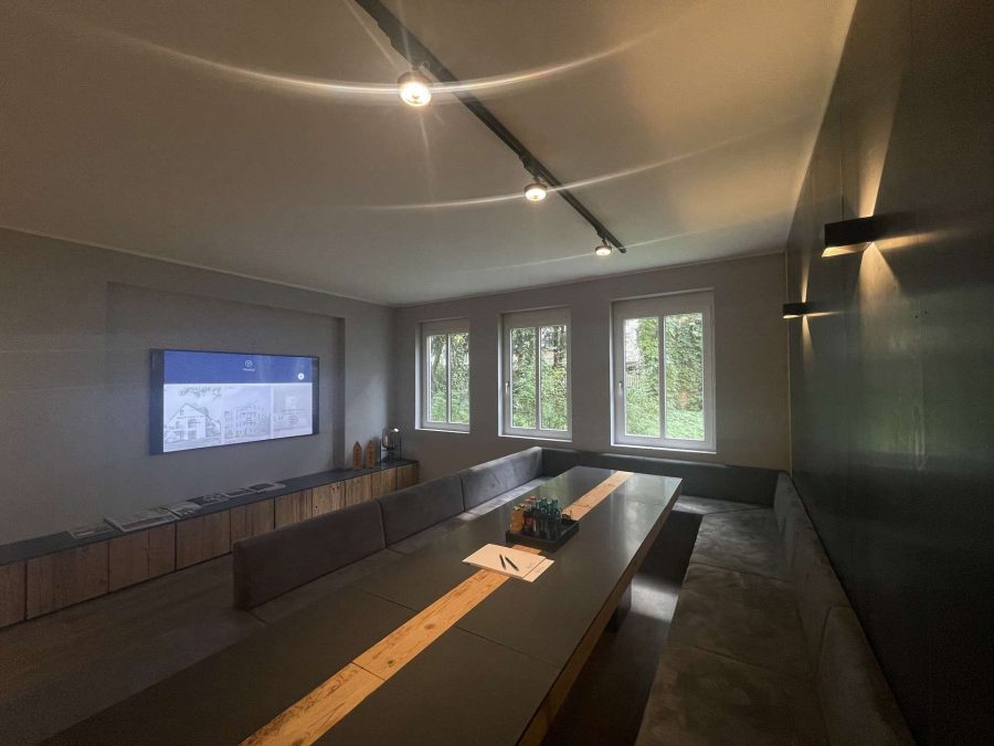 Stilvolle Wohn-/Praxiseinheit in Maxvorstadt – 4 Räume auf 80, 80335 München, Büro