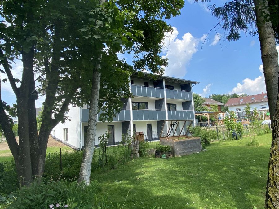 Schönes Reiheneckhaus in ruhiger Lage, 94360 Mitterfels, Reiheneckhaus