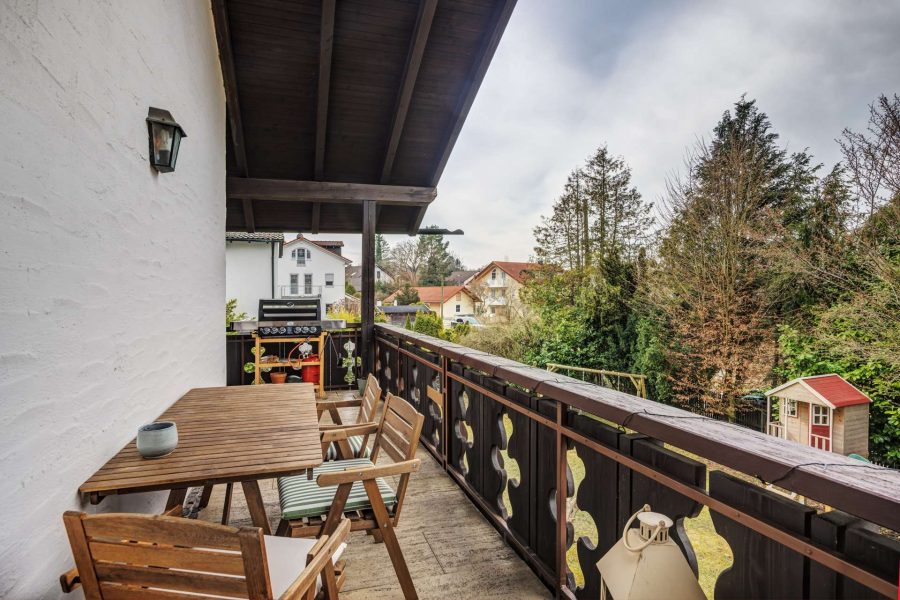 umlaufender Balkon