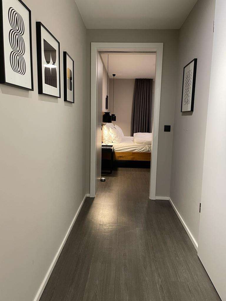 Flur zum Schlafzimmer 2